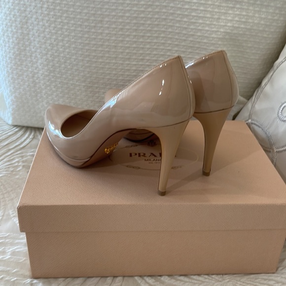 PRADA Pumps size 39.5 Calzature Donna, Vernice Basic, Cipria/Nude - Picture 13 of 17